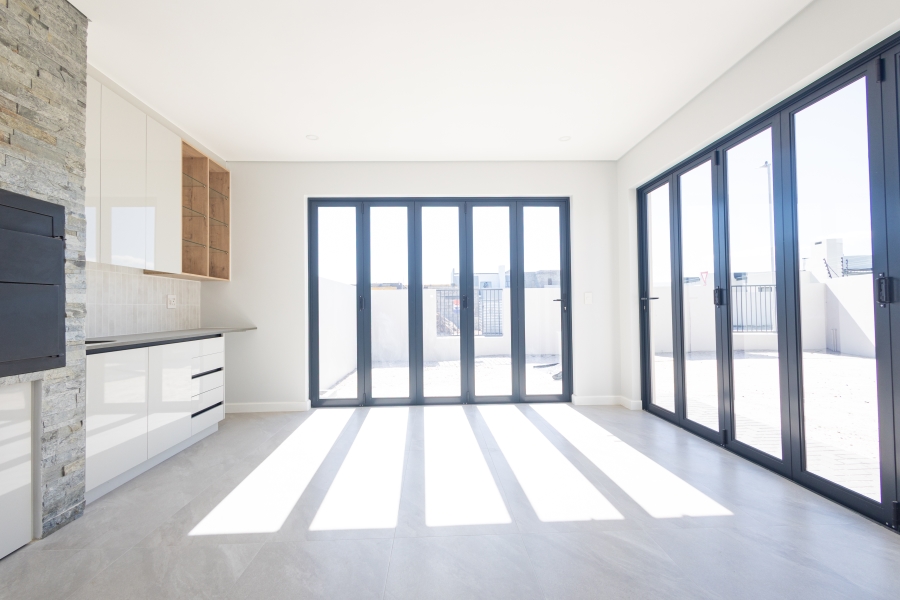 4 Bedroom Property for Sale in Sandown Western Cape